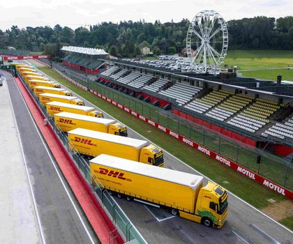 Logistikdienstleister: 45.000 Tonnen Renn-Ausrüstung transportiert