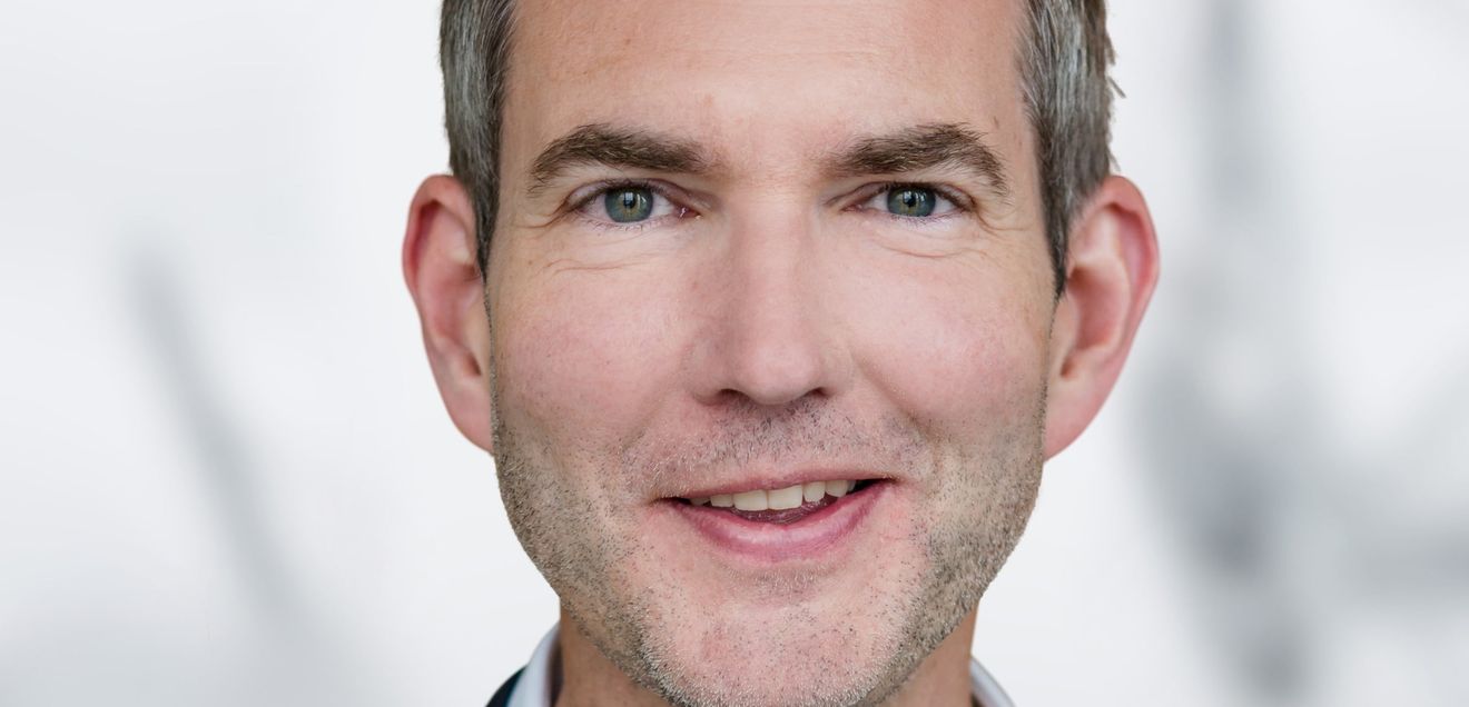 Rechtsanwalt Prof. Dr. Henrik Kirchhoff. Rechtsanwalt Prof. Dr. Henrik Kirchhoff.