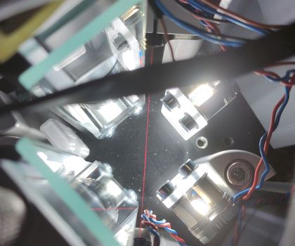 Quality monitoring: Carbon tape inspection on the robot Quality monitoring: Carbon tape inspection on the robot