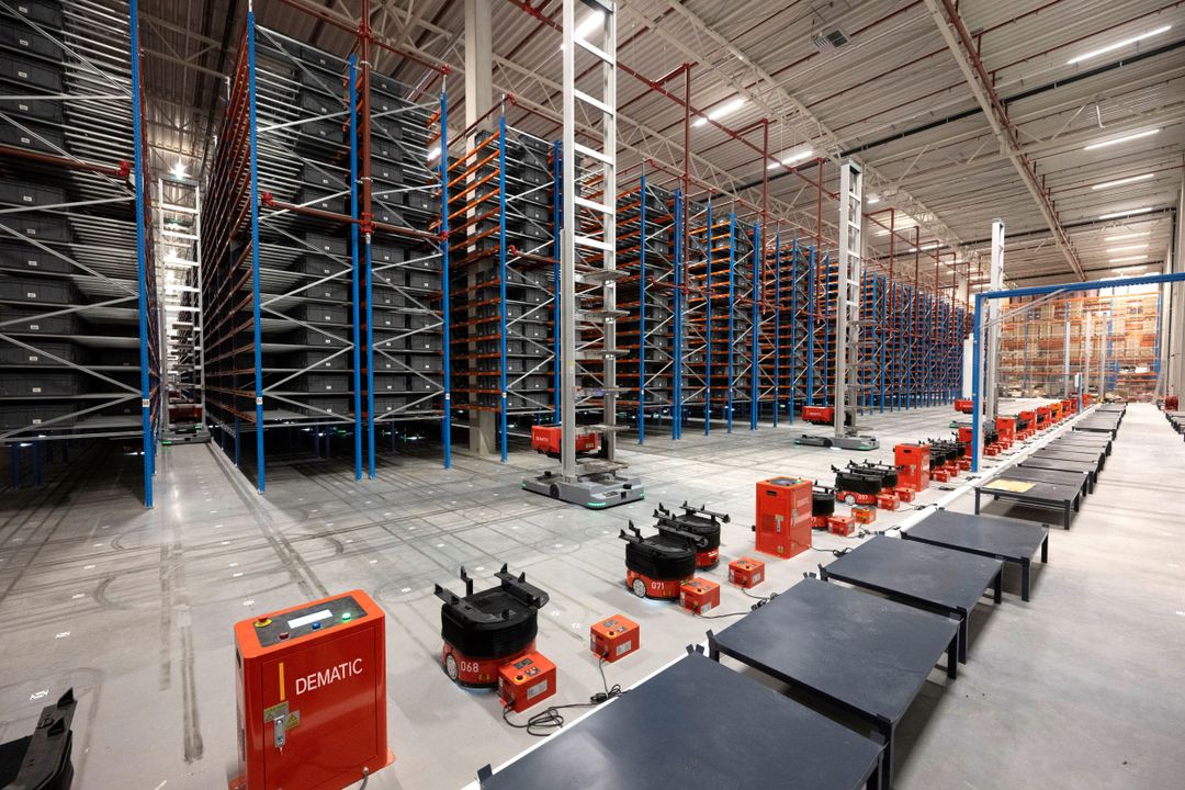 materialfluss Produkte des Jahres 2025: 1. Platz, Kategorie Flurförderzeuge und Komponenten: Bin-to-Picker AMR Lösung materialfluss Produkte des Jahres 2025: 1. Platz, Kategorie Flurförderzeuge und Komponenten: Bin-to-Picker AMR Lösung