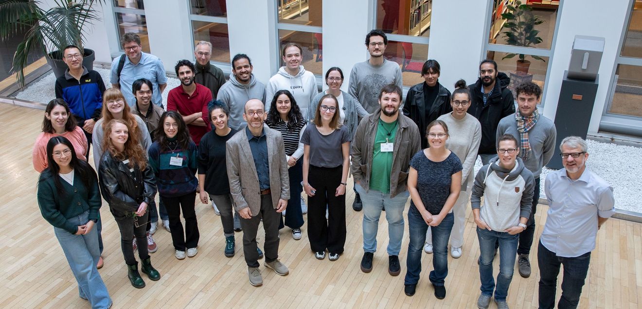 Geruch und Gehirn: Wie Hunger die Wahrnehmung steuert - DFG-Forschung Im Rahmen der DFG-Forschungsgruppe FOR 5424 hatten Nachwuchsforschende bei einem Workshop die Gelegenheit, verschiedene bildgebende Methoden praxisnah kennenzulernen