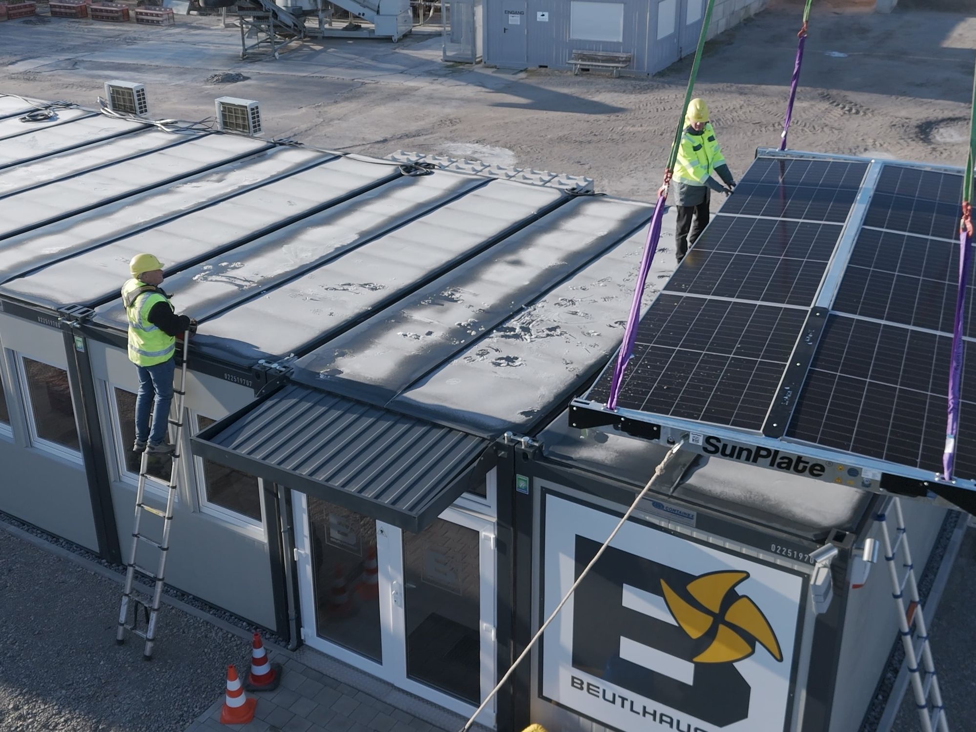 Beutlhauser-Gruppe stärkt Kompetenz für die elektrifizierte Baustelle