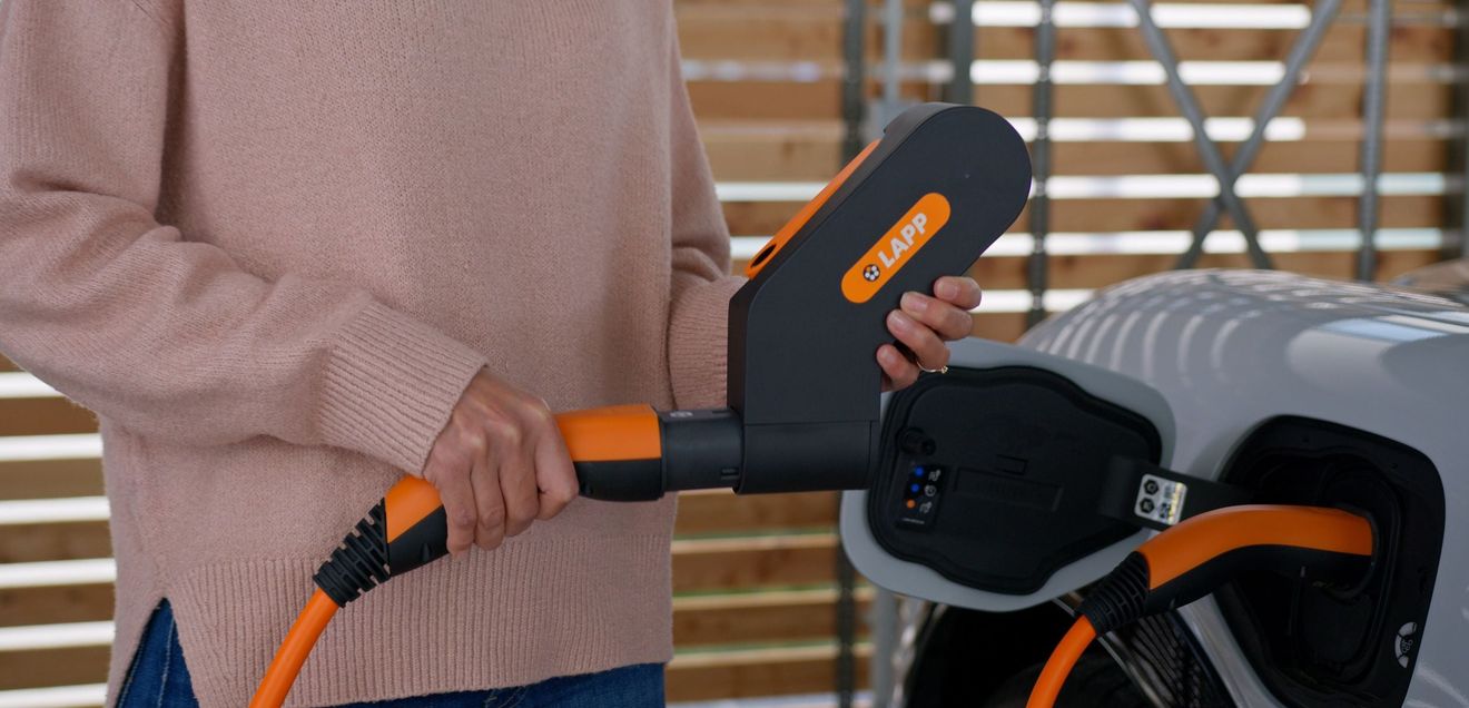 Lapp relies on Ultramid from BASF: Mobile charging of electric vehicles Lapp relies on Ultramid from BASF: Mobile charging of electric vehicles