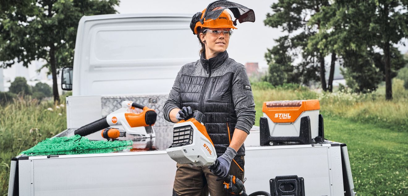 Das Schnellladegerät Stihl AL 1802 MO im Praxiseinsatz Das Schnellladegerät Stihl AL 1802 MO im Praxiseinsatz