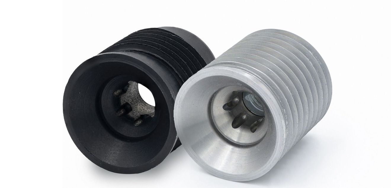 Das Stexon-Verbindungssystem einmal mit und einmal ohne Klemmbacken Das Stexon-Verbindungssystem einmal mit und einmal ohne Klemmbacken