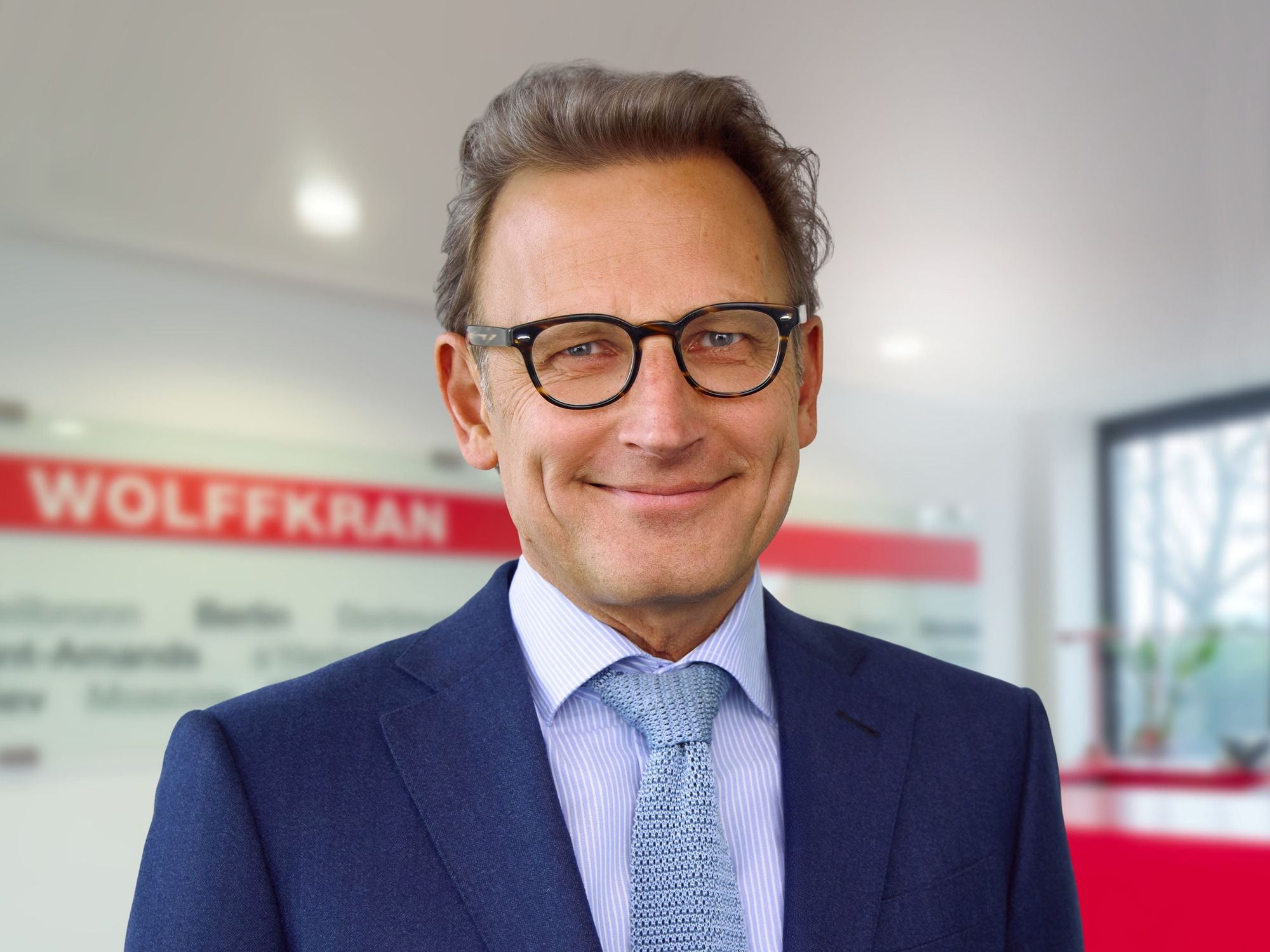 Führungswechsel bei Wolffkran: Dr. Peter Schiefer wird erneut Group CEO