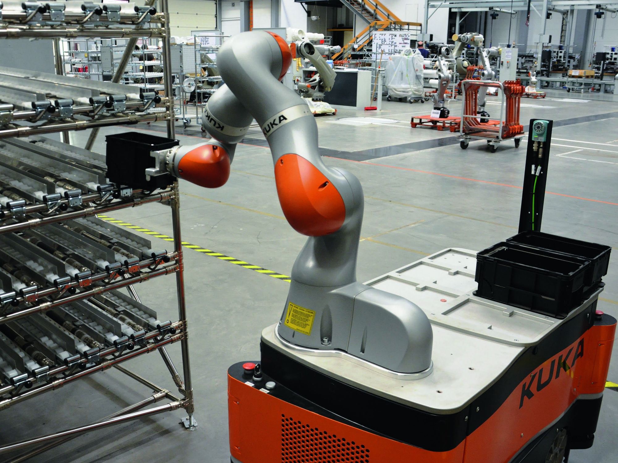 Sicherheitsanforderungen: Cyberschutz für die mobile Robotik Sicherheitsanforderungen: Cyberschutz für die mobile Robotik