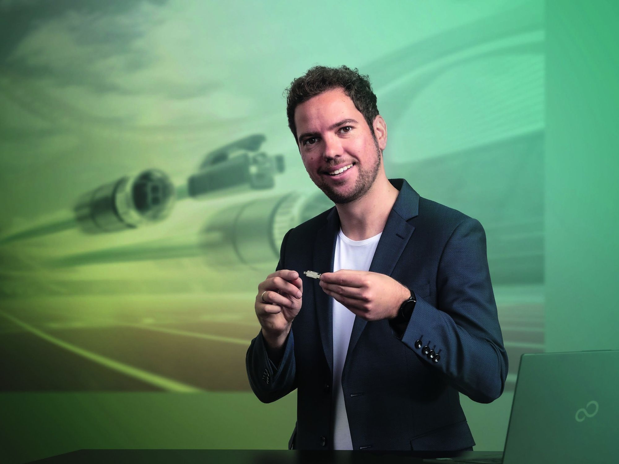 Der Autor: Tim Kindermann ist Senior Specialist Single Pair Ethernet in der BU Field Device Connections bei Phoenix Contact in Blomberg. Der Autor: Tim Kindermann ist Senior Specialist Single Pair Ethernet in der BU Field Device Connections bei Phoenix Contact in Blomberg.