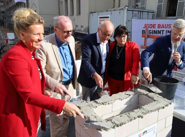 Züblin - Grundsteinlegung an der Hochschule für Musik und Tanz in Köln