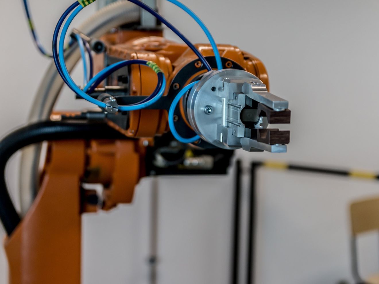 QNX: Regulierung und Sicherheit bremsen Robotikprojekte in Deutschland QNX: Regulierung und Sicherheit bremsen Robotikprojekte in Deutschland