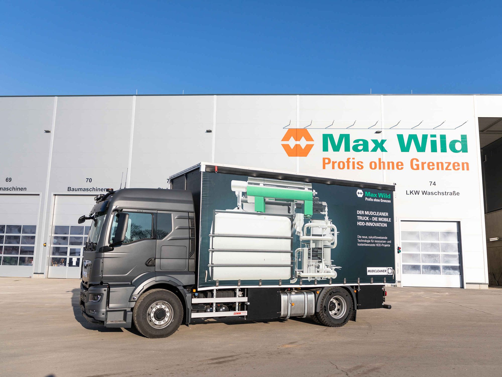 Ein Mudcleaner von Max Wild auf dem eigenen Werksgelände