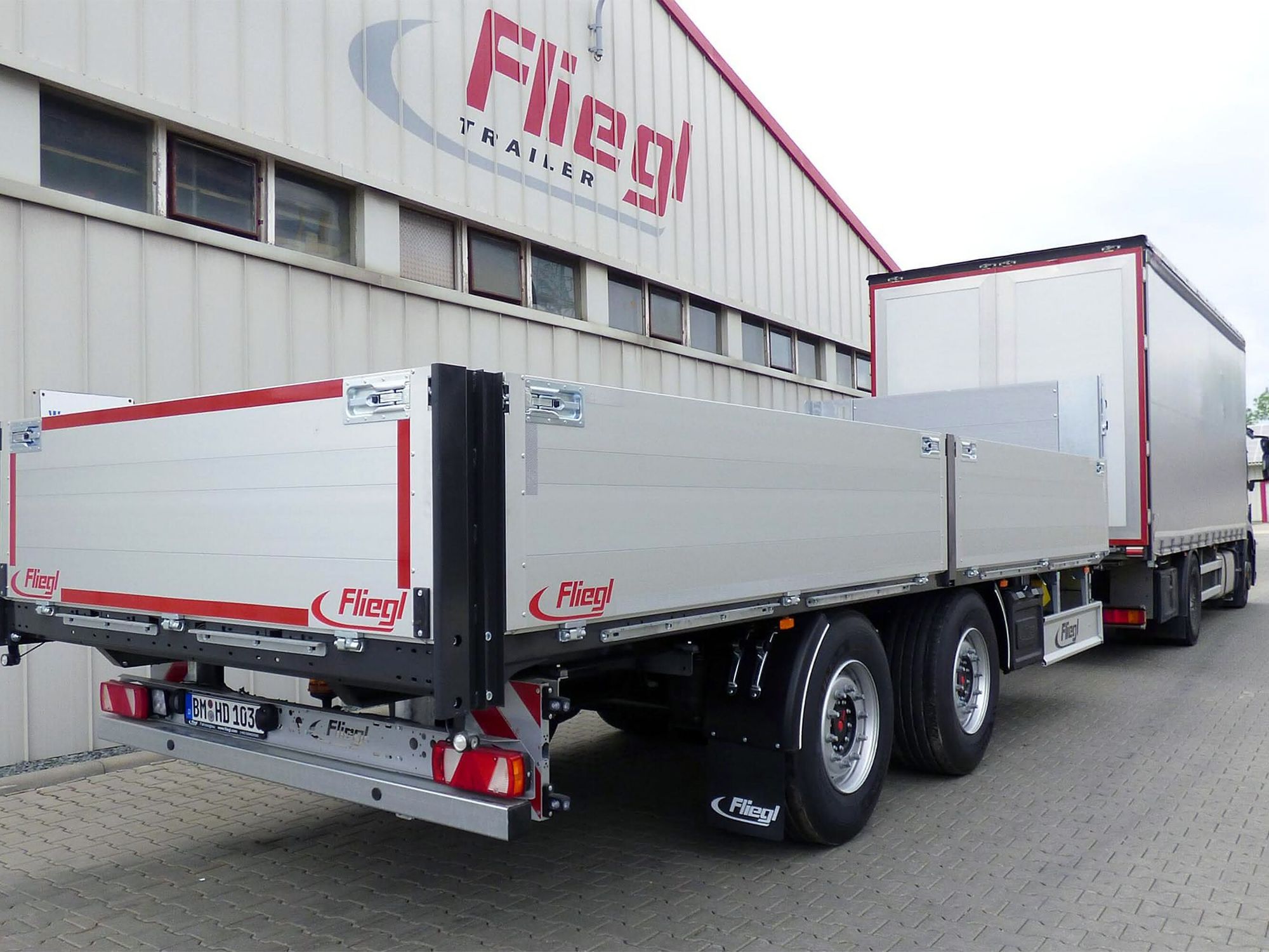 Tandem-Plattform-Anhänger TPS 180 Tandem-Plattform-Anhänger TPS 180