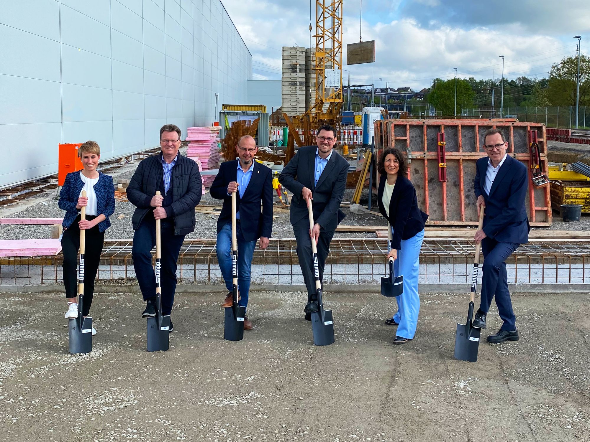 Groundbreaking ceremony for new production hall: SW focuses on green energy Groundbreaking ceremony for new production hall: SW focuses on green energy