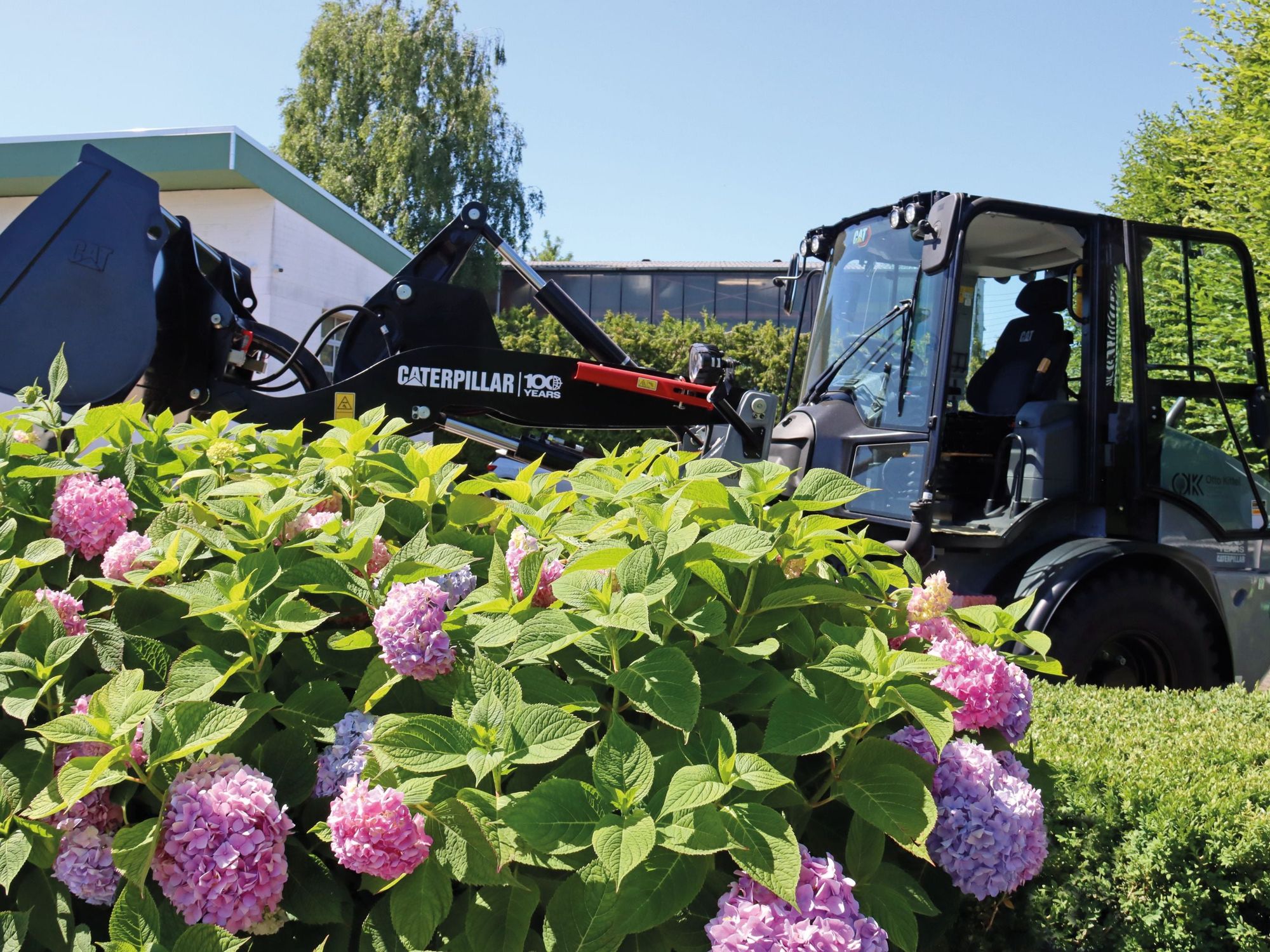 Jubiläums-Radlader von Caterpillar im Einsatz bei Otto Kittel Jubiläums-Radlader von Caterpillar im Einsatz bei Otto Kittel
