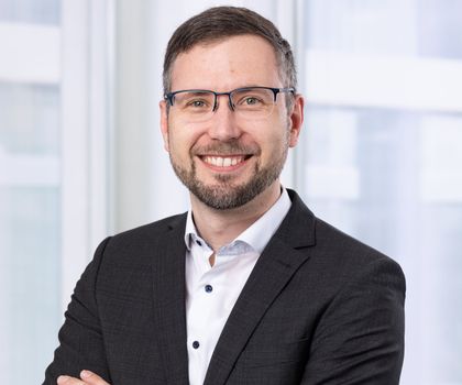 Interview zu Engels autonomer Spritzgießzelle: Man gibt die Qualität ein – der Prozess stellt sich selbst ein Interview zu Engels autonomer Spritzgießzelle: Man gibt die Qualität ein – der Prozess stellt sich selbst ein