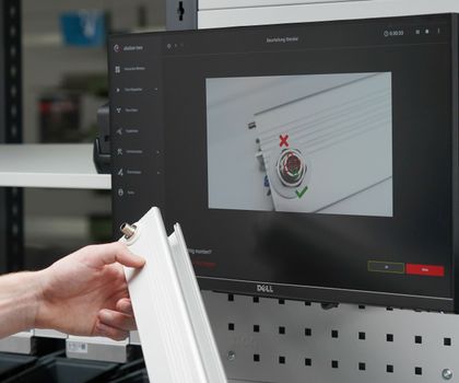 Motek 2023: Montageprozesse intuitiv gestalten Assistenzsystem Elution two Assembly