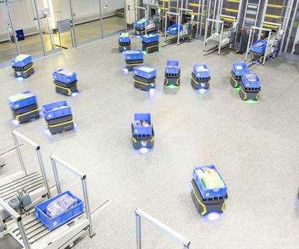 Skalierbare Automatisierung: Mobile Robotik und KI für agile Intralogistik Skalierbare Automatisierung: Mobile Robotik und KI für agile Intralogistik
