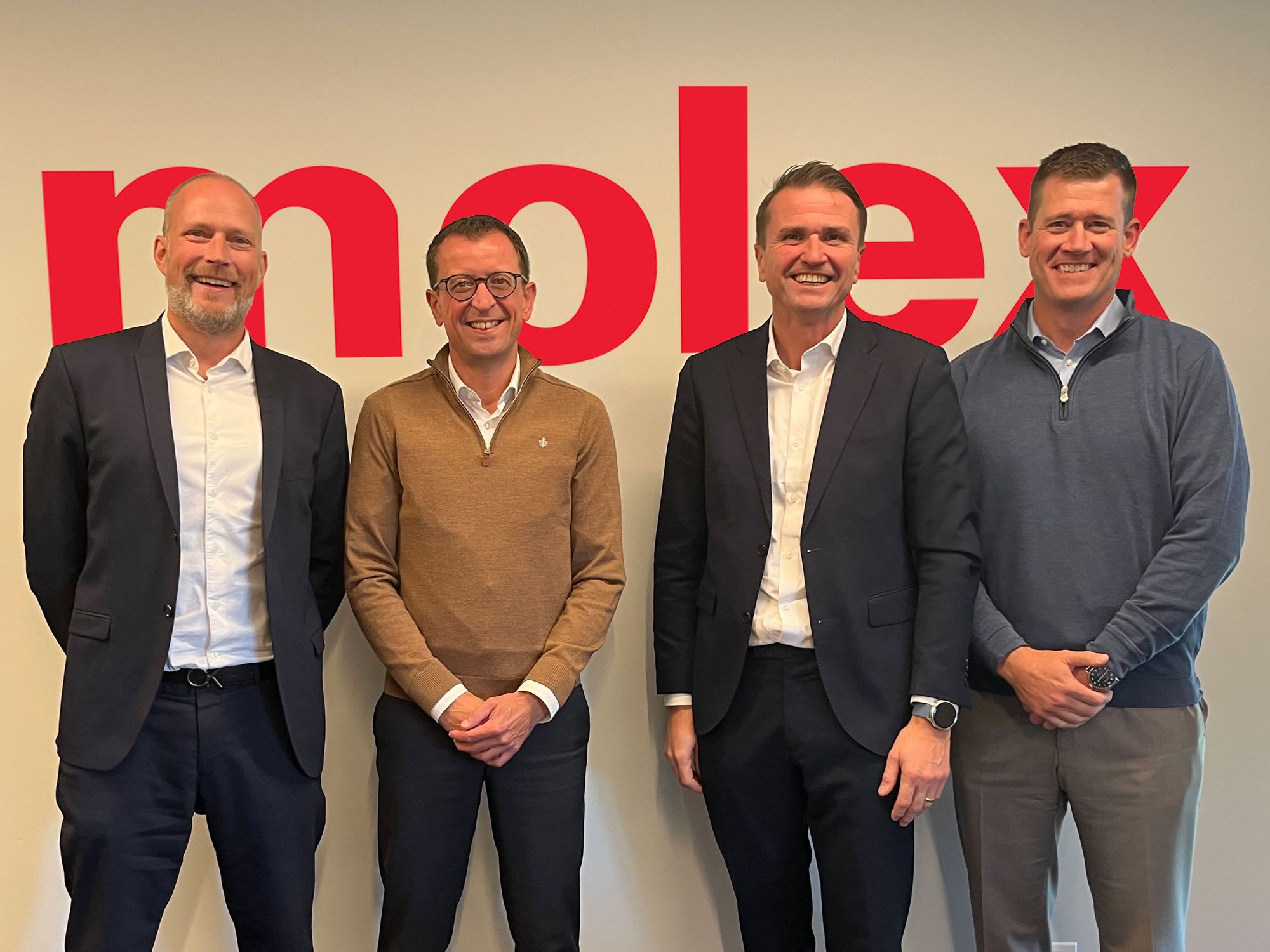 Von links: Martin Hoffert, Director Corporate Strategy and M&A, HMS, Matthijs Von Witte, VP Sales, Molex Industrial, Bartek S. Candell, SVP, HMS Industrial Network Solutions Division, Dave Atkinson, VP and General Manager, Molex Industrial. Von links: Martin Hoffert, Director Corporate Strategy and M&A, HMS, Matthijs Von Witte, VP Sales, Molex Industrial, Bartek S. Candell, SVP, HMS Industrial Network Solutions Division, Dave Atkinson, VP and General Manager, Molex Industrial.