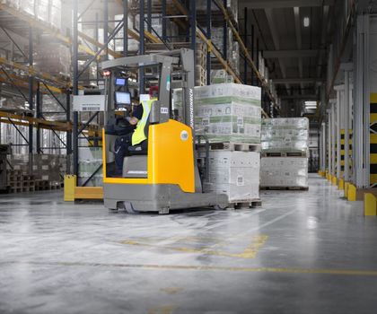 Fleet management: Sustainable intralogistics Industrial trucks