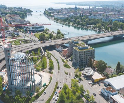 Nicht alltäglich: Gerüstunterstützung für Holzbau in 32 m Höhe Nicht alltäglich: Gerüstunterstützung für Holzbau in 32 m Höhe