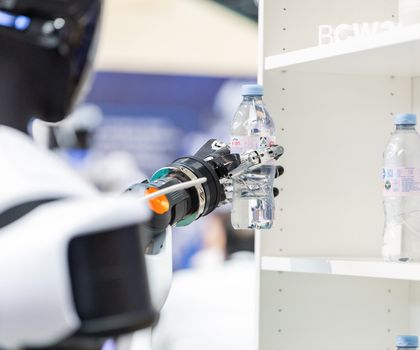 Schunk und Bosch: Entwicklungskooperation für humanoide Roboterhände gestartet