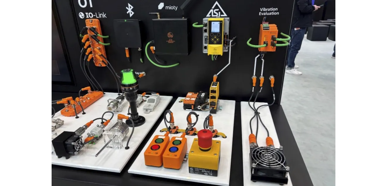 ifm electronic: AS-i Master für IIoT-Plattform