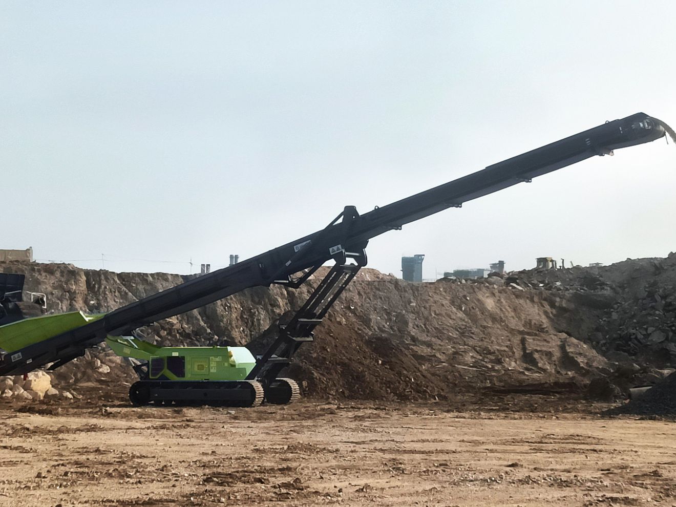 MESDA stellt Haldenband B209 vor: Schüttgut-Lagerkapazität maximieren und Betriebskosten senken MESDA stellt Haldenband B209 vor: Schüttgut-Lagerkapazität maximieren und Betriebskosten senken