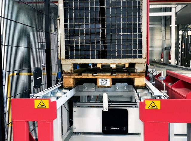 RFID-Technologie: Autopilot für FTS RFID-Technologie: Autopilot für FTS