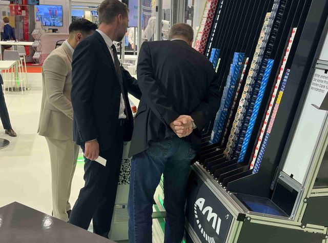 AMI Förder- und Lagertechnik auf der Logimat 2025: Fördertechnik und moderne Kommissioniertechnologie kombiniert AMI Förder- und Lagertechnik auf der Logimat 2025: Fördertechnik und moderne Kommissioniertechnologie kombiniert