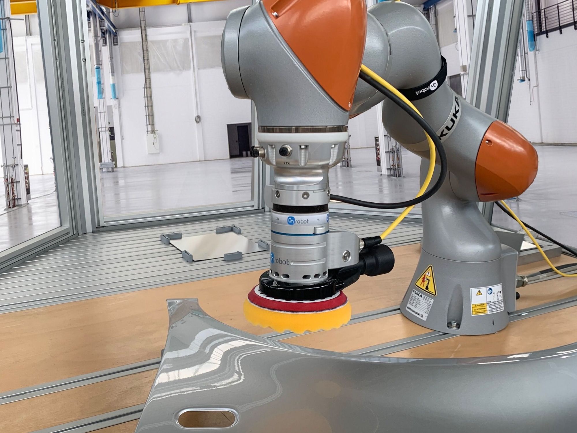 Industrial robots: Automate surface processing