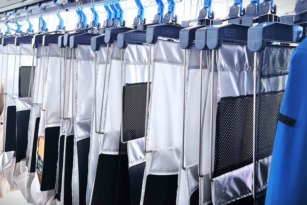 materialfluss Produkte des Jahres 2025: 3. Platz, Förder- und Hebetechnik: Taschensortersystem Pelican materialfluss Produkte des Jahres 2025: 3. Platz, Förder- und Hebetechnik: Taschensortersystem Pelican