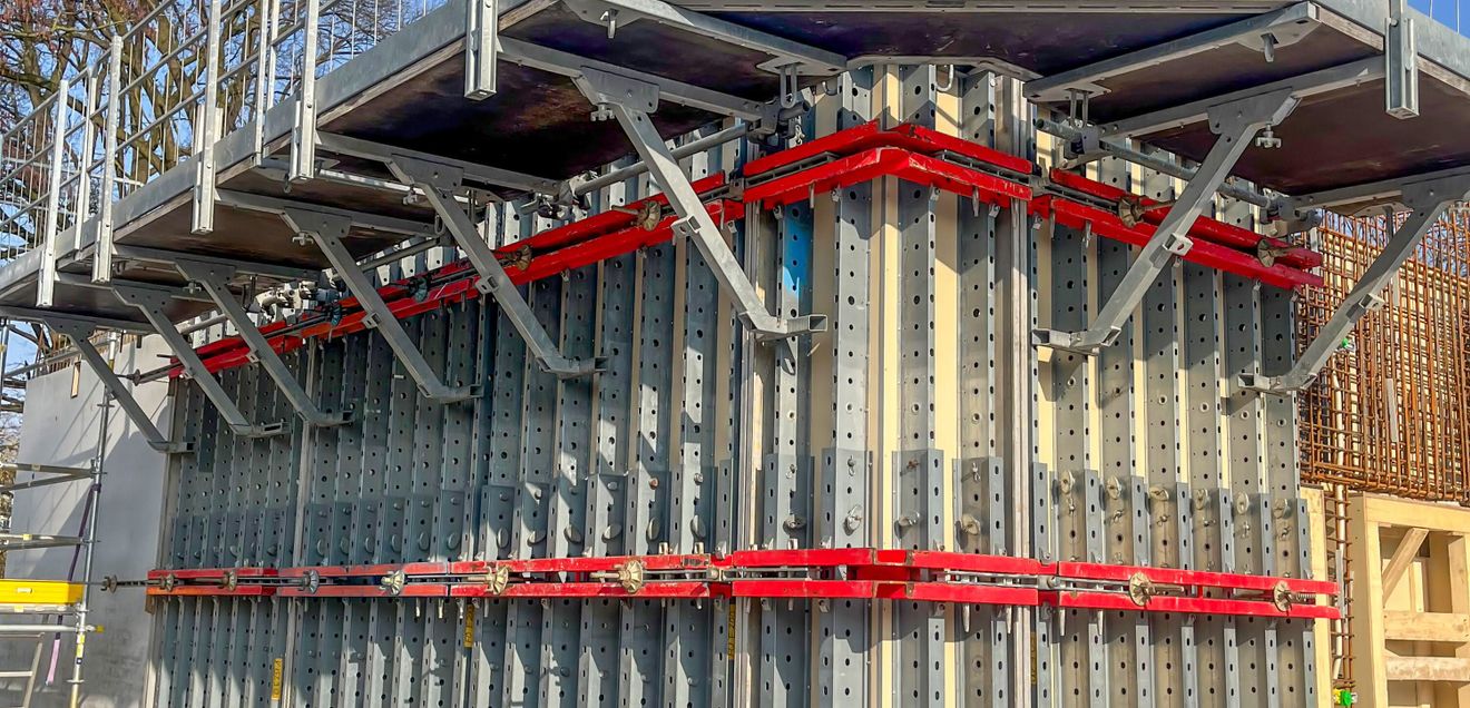 Mayer Schaltechnik baut Zukunft Mayer Schaltechnik baut Zukunft