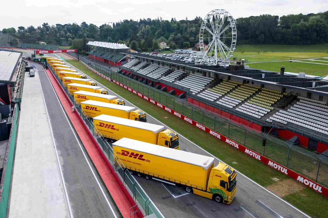 Logistikdienstleister: 45.000 Tonnen Renn-Ausrüstung transportiert Logistikdienstleister: 45.000 Tonnen Renn-Ausrüstung transportiert