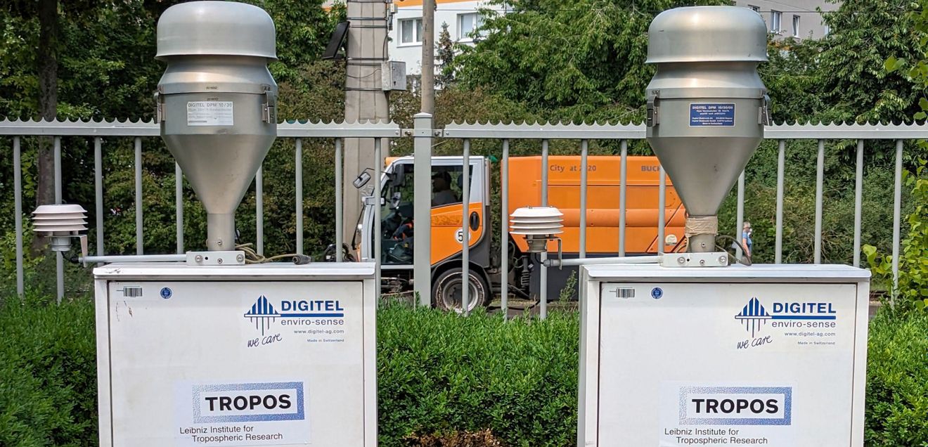 Hochvolumensammler, mit denen Feinstaub-Proben in Leipzig genommen wurde Zwei Hochvolumensammler