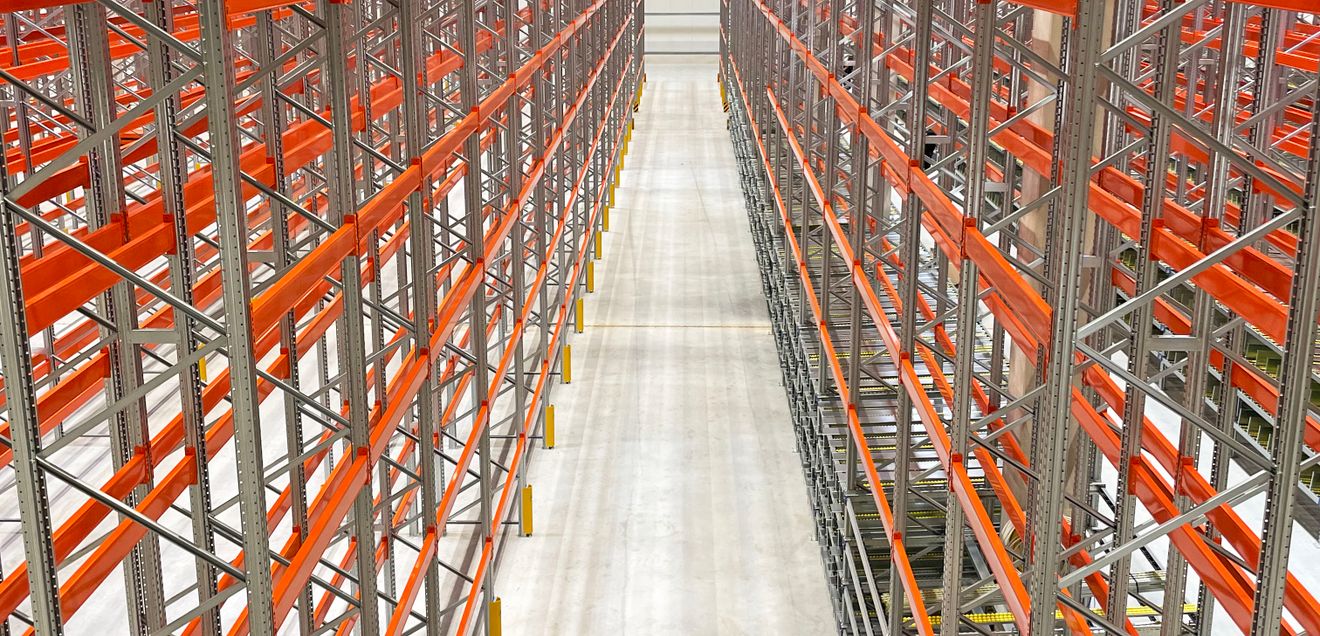 AR Racking stattet neue Lekkerland Logistikzentren aus Lagerlösungen AR Racking