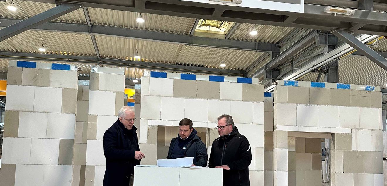 Nachhaltig und effizient bauen mit modularen Kalksandstein-Wänden aus der Region KS Modulbau ist neues Mitglied bei solid UNIT