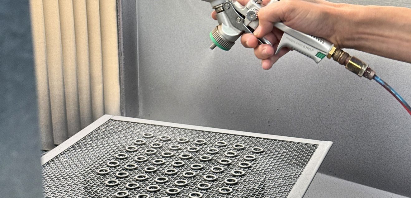 PFAS-freie Lacke: Welcher PFAS-Ersatz für welchen Einsatz? PFAS-freie Lacke: Welcher PFAS-Ersatz für welchen Einsatz?