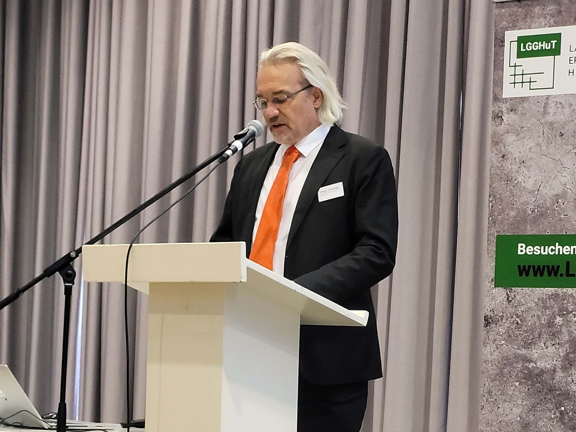 Positiv: Der Markt für Bauwerkserhaltung ist auch in den aktuell herausfordernden Zeiten der Bauwirtschaft stabil Die Bedeutung der Betoninstandsetzung rückt zunehmend in den Fokus der Öffentlichkeit