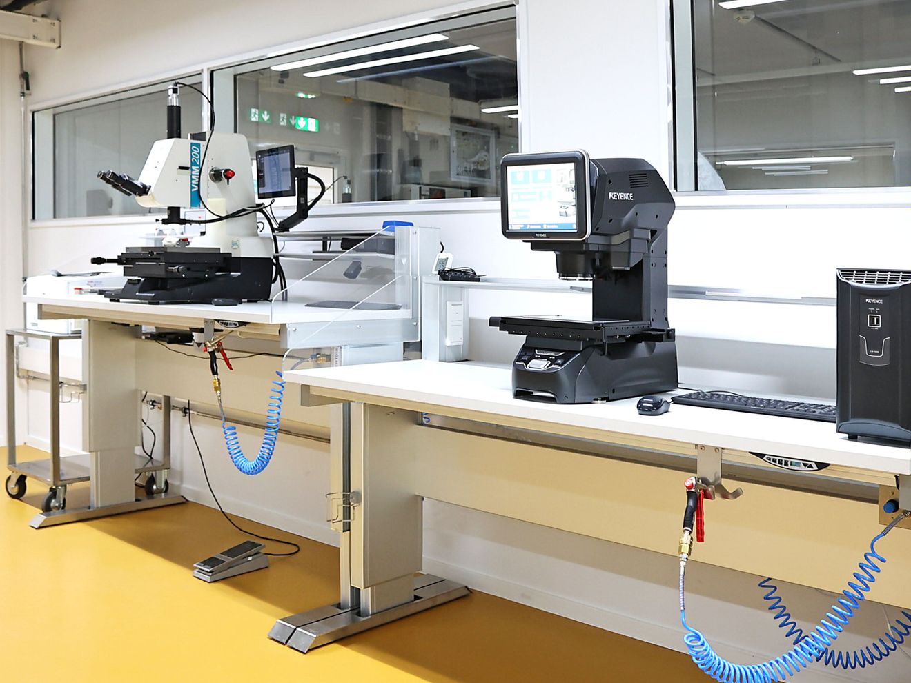 Work tables: Vibrations not desired Work tables