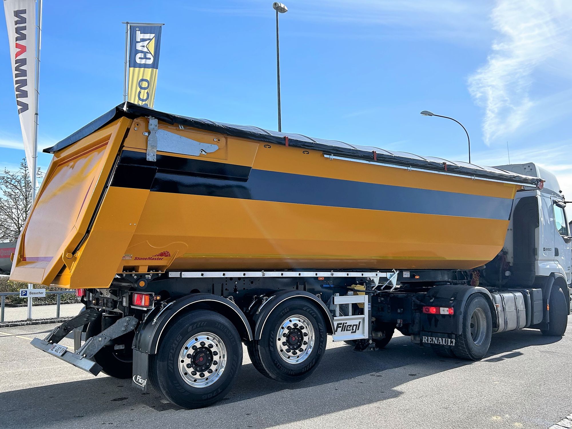 ZHKS 330 von Fliegl - leicht und robust mit hoher Nutzlast ZHKS 330 von Fliegl - leicht und robust mit hoher Nutzlast
