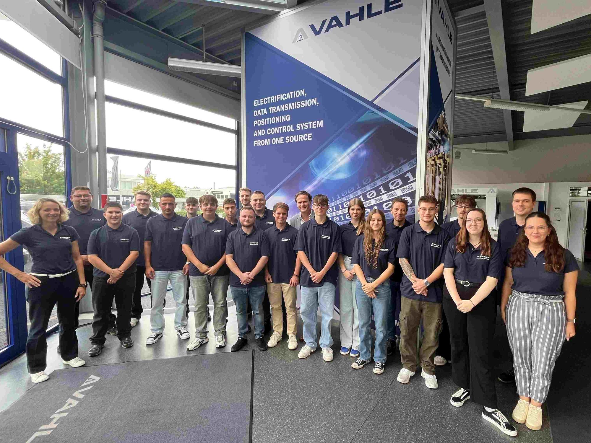 Start of training: Career entry at Vahle: 16 young people start their training Start of training: Career entry at Vahle: 16 young people start their training