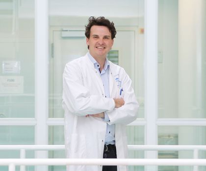 Forschungspreis für Jens Puschhof vom Deutschen Krebsforschungszentrum DKFZ Jens Puschhof vom Deutschen Krebsforschungszentrum DKFZ in Heidelberg