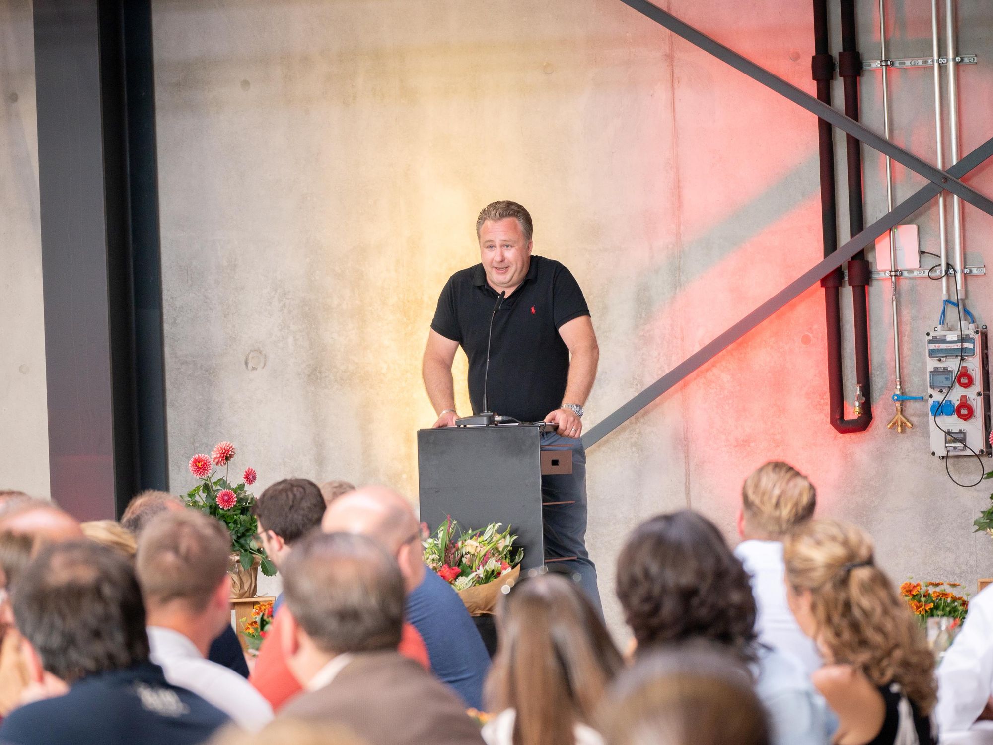 Florian F. Dingler, geschäftsführender Gesellschafter von MEVA, begrüßte rund 120 Gäste.