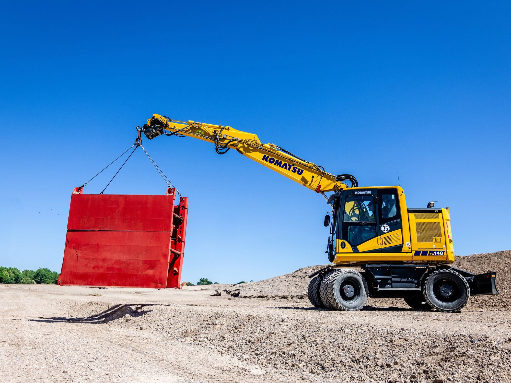 Komatsu erweitert und modernisiert sein Portfolio an Baumaschinen regelmäßig.