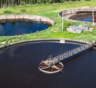 Kläranlage Luftaufnahme einer Kläranlage