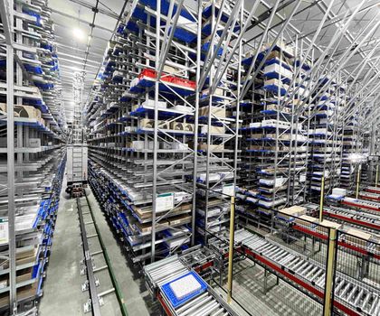 Storage and order picking technology: More efficiency and better conditions in the deep-freeze warehouse