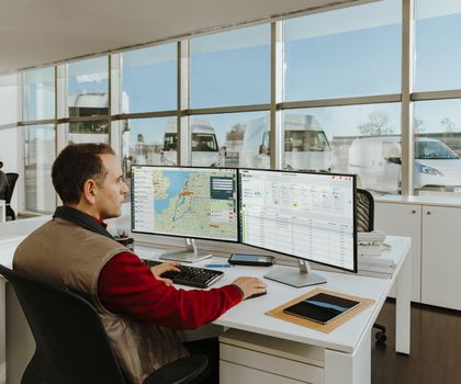 Service-Plattform für E-Fahrzeuge von Webfleet Service-Plattform für E-Fahrzeuge von Webfleet
