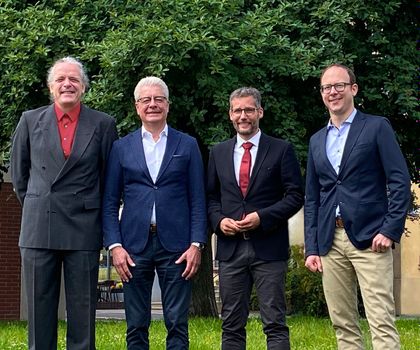Mitgliederversammlung des Bundesverband Porenbetonindustrie e.V. Mitgliederversammlung des Bundesverband Porenbetonindustrie e.V.