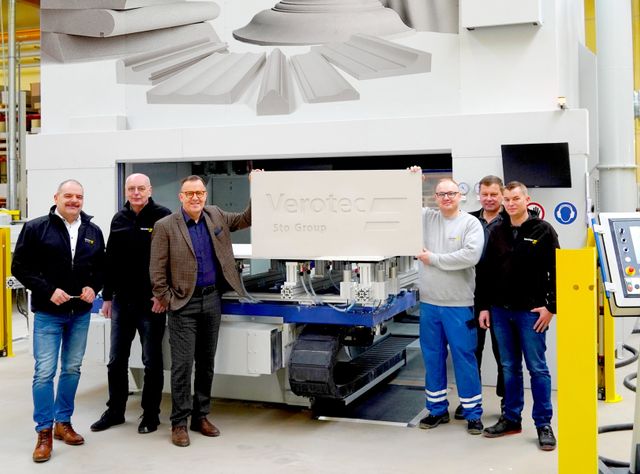 Verotec weiht 3D-Bearbeitungszentrum für Fassadenelemente ein Verotec weiht 3D-Bearbeitungszentrum für Fassadenelemente ein