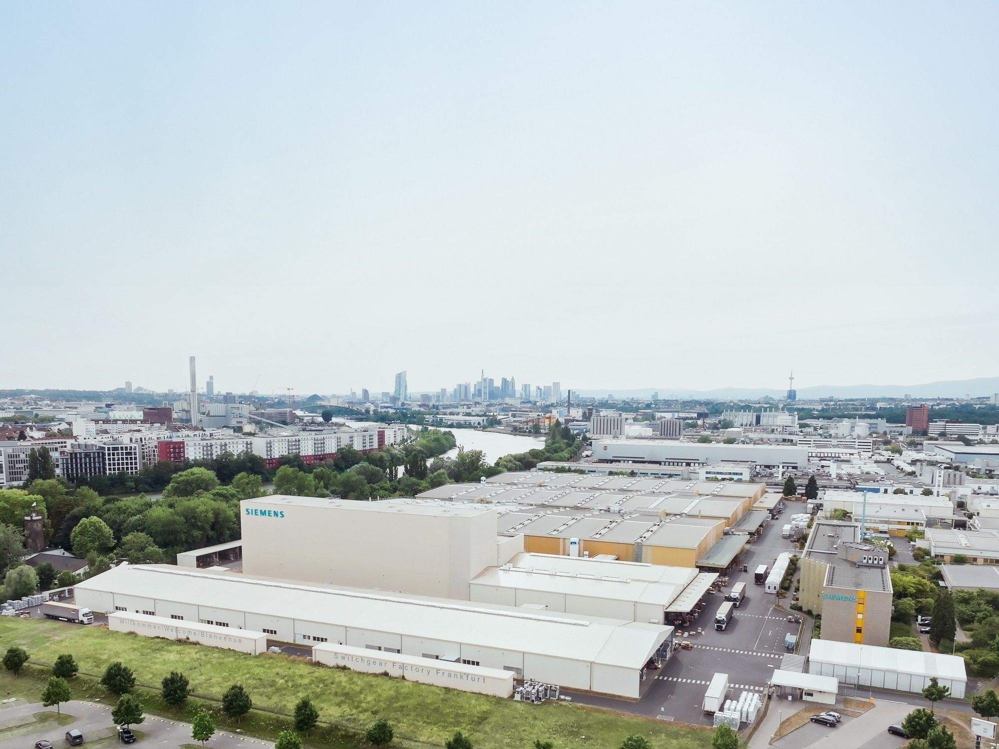 Raum Frankfurt: Siemens baut Schaltanlagenfertigung aus
